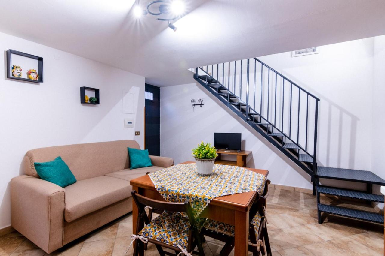 Malu Holiday Apartment - Cattedrale Palermo Dış mekan fotoğraf